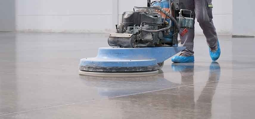 Beton Silim mi Epoksi Kaplama mı? Endüstriyel Zeminler İçin Doğru Seçim Nasıl Yapılır?